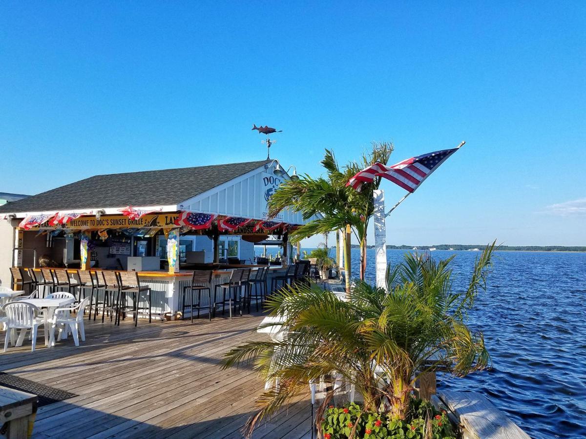 Sandaway Suites & Beach Oxford Exterior photo