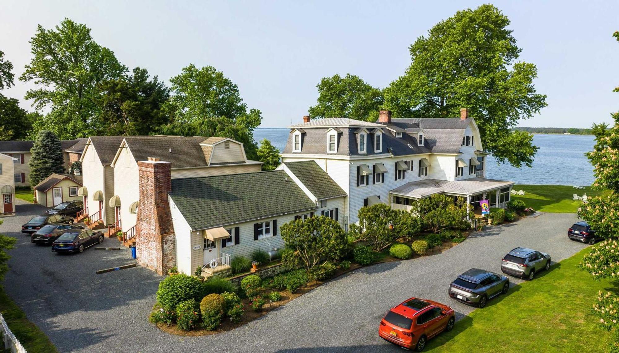 Sandaway Suites & Beach Oxford Exterior photo